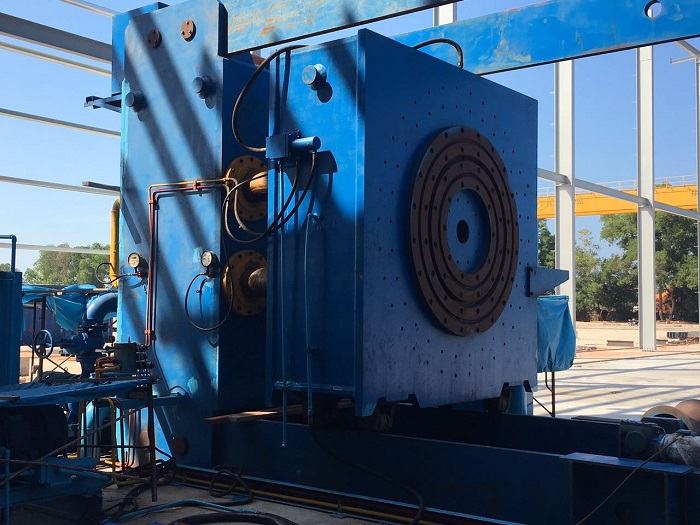 Large diameter pipe hydraulic testing machine